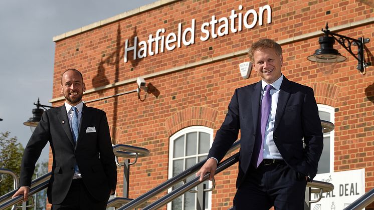 Transport Secretary Grant Shapps opens rail's largest Electic Vehicle charging hub at Hatfield Station
