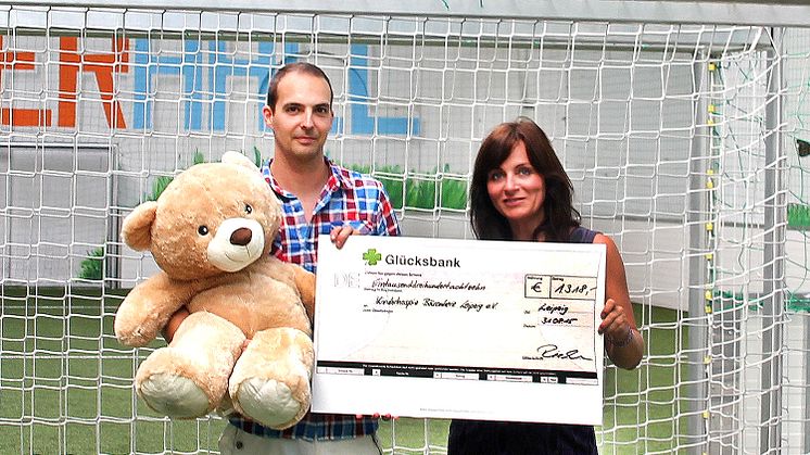 Kicken für Bärenherz: Benefiz-Fußballturnier in der Le Kickerhall