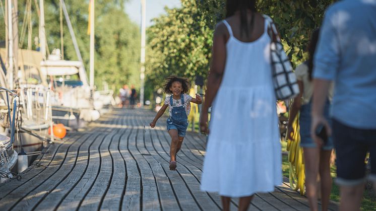 Nu öppnar Göta kanal – här är årets semestertrender