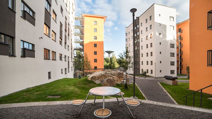 Innergård i ByggVestas färdigställda första etapp på Campus Flemingsberg.