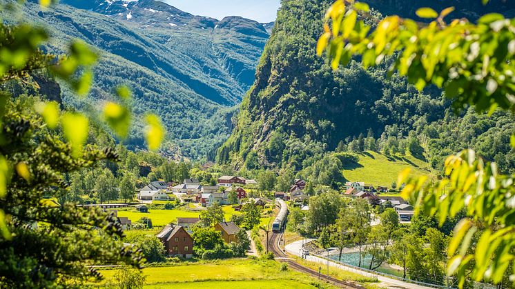 10 gode grunner til å reise til Flåm og Myrkdalen i sommer