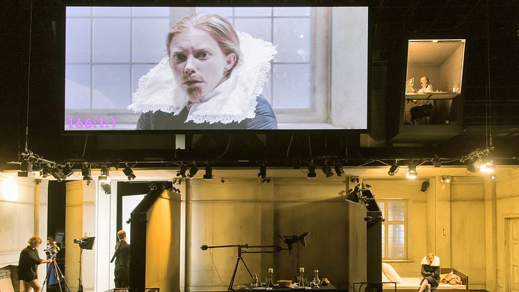 Jenny König i Orlando på Schaubühne. Premiär 5 september. Foto Stephen Cummiskey.