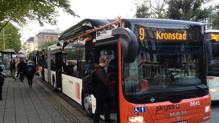  Snart kan du følge bussen minutt for minutt 80 steder i Bergen