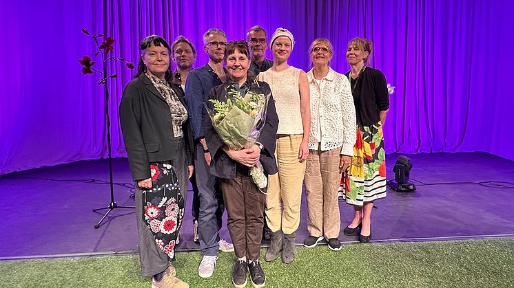 Foto från disputationen: (Från vänster) Ami Skånberg, Rasmus Ölme, Niklas Hald, Carina Reich, Mårten Medbo, Petra Fransson, Barbro Smeds, Gunilla Pettersson Thafvelin. Foto: SKH