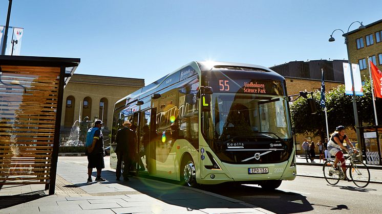 Övergången till ett fossilfritt transportsystem behöver påskyndas.