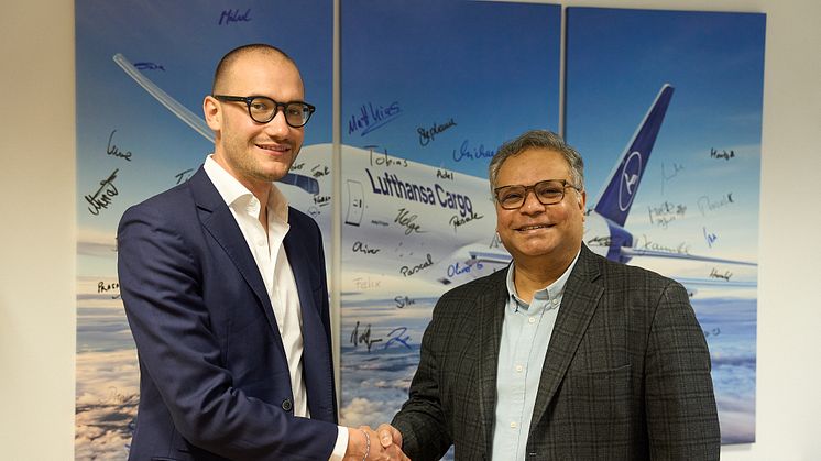 vlnr: Moritz Claussen, Co-CEO cargo.one, Ashwin Bhat, CCO Lufthansa Cargo AG