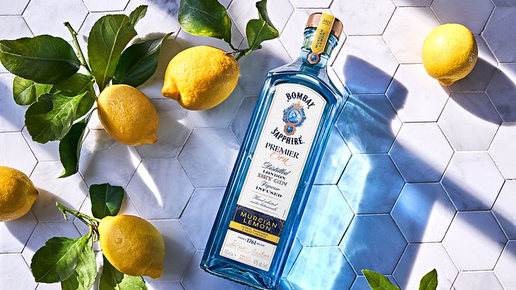 Nye BOMBAY SAPPHIRE PREMIER CRU MURCIAN LEMON En premium, håndlaget gin som feirer Murcia-sitrus