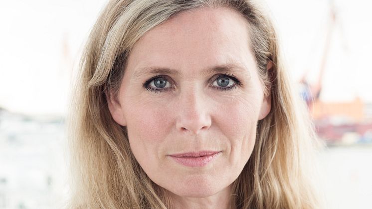 Katrín Hall får förlängt förordnande som konstnärlig chef för GöteborgsOperans Danskompani.