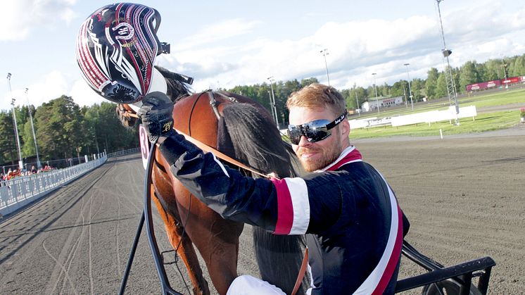 Upstate Face  def  Adrian Kolgini.jpg