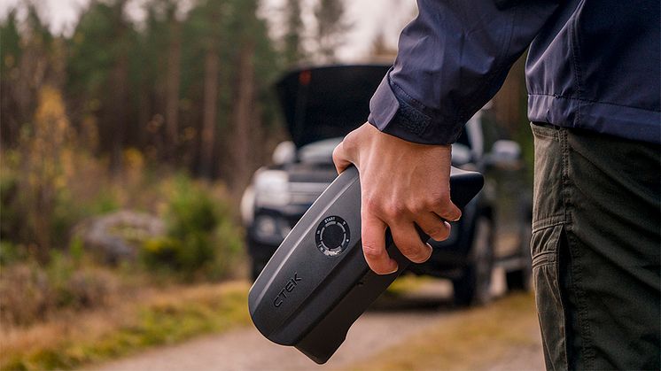 Att bli strandad på en parkeringsplats eller vägren med ett urladdat batteri, är något många av oss fasar. Med CS Free laddar du batteriet snabbt och lätt, var du än befinner dig.