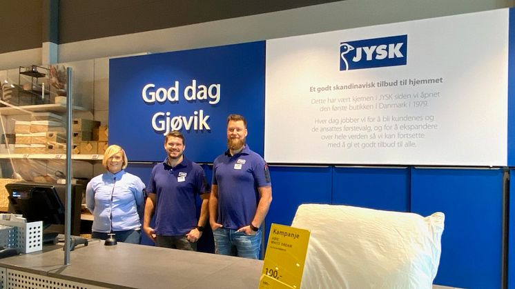 Fra venstre: Deputy Store Manager Trine Viken, Store Manager Marius Engemoen og Store Manager Trainee Øyvind Kristiansen