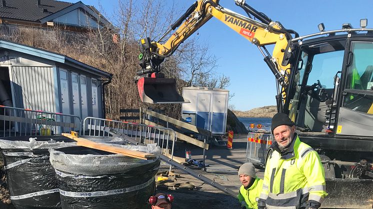 Vår målsättning är att vara klara med nedgrävda sopkärl på sju av kommunens badplatser innan sommarens badsäsong.