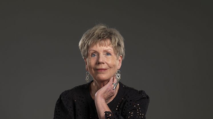 OriginalRgb_Portrett_Karin_Fossum.jpg