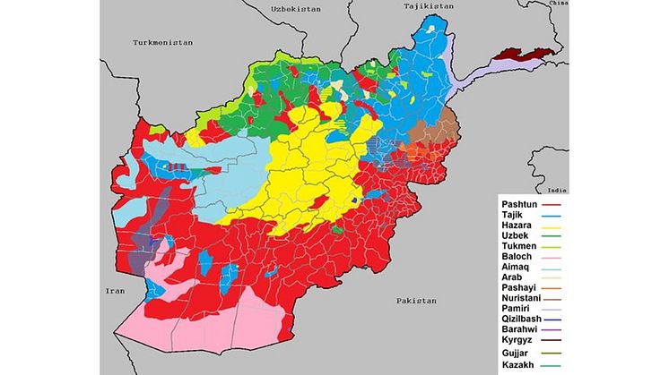 Afghanistan är ett multietniskt land med minst 20 olika folkgrupper, som även finns i omgivande länder.