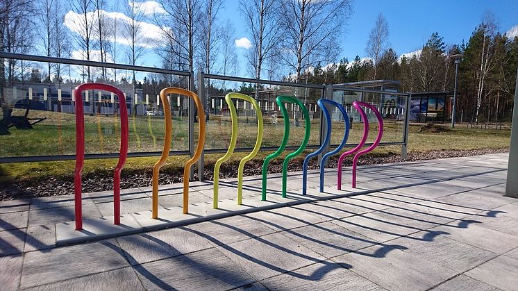 Cykelställ Arc i flerfärgat utförande. 