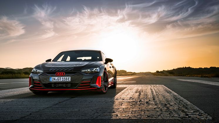 Eldrivna Audi RS e-tron GT prototype