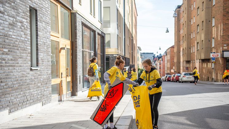 I veckan städas Norrköping tillsammans med lokala föreningar. Foto: Josefin Warg/Städa Sverige