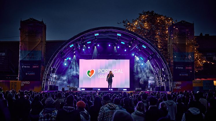 iolanda från Portugal sjunger i Eurovision Village i Folkets park. Foto: Jonathan Strömberg
