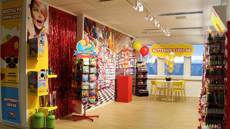 Showroom Butterick's Leco Norwegian Toy House