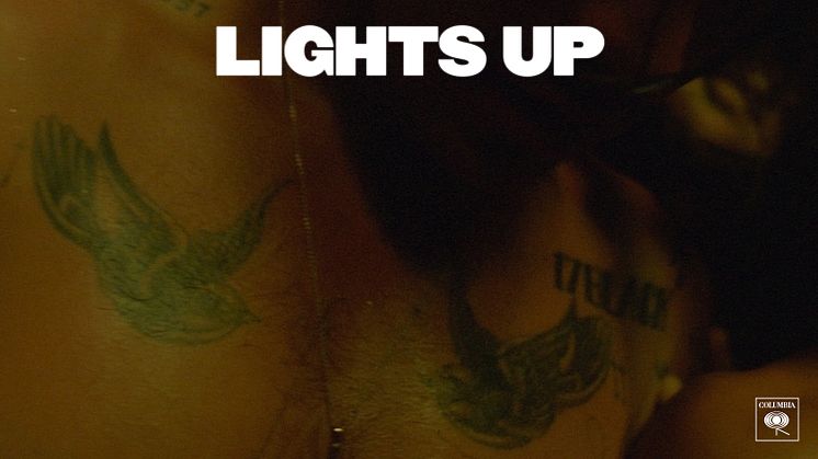 Världspremiär: Harry Styles släpper "Lights Up" idag