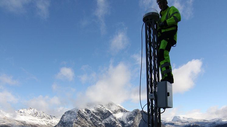 Mannen: Luftig jobb på installasjonene på fjellet.