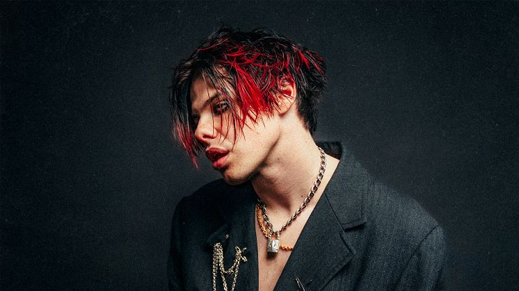 YUNGBLUD ute med självbetitlade albumet 