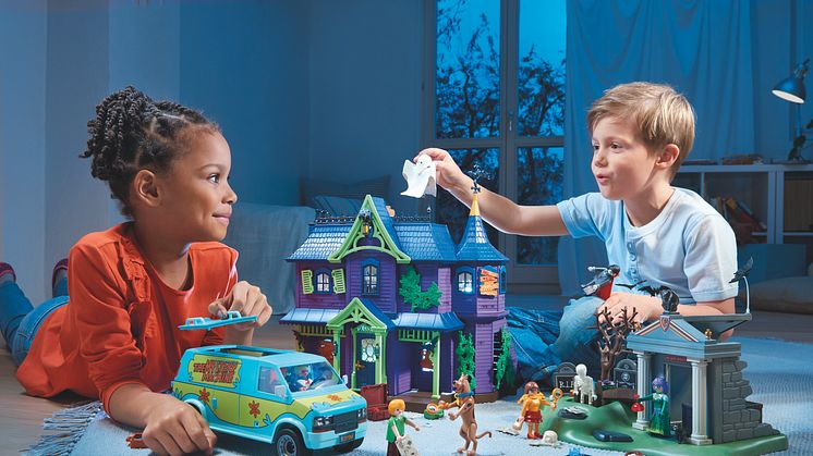 Die PLAYMOBIL-Spielwelt zu SCOOBY-DOO! lädt mit sechs neuen Spielsets zum Rätsel lösen ein