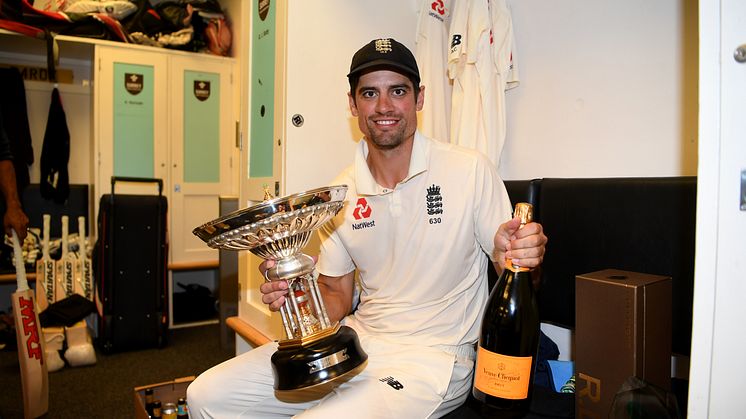 Cook pictured after his 33rd and final Test century. Photo: Getty Images