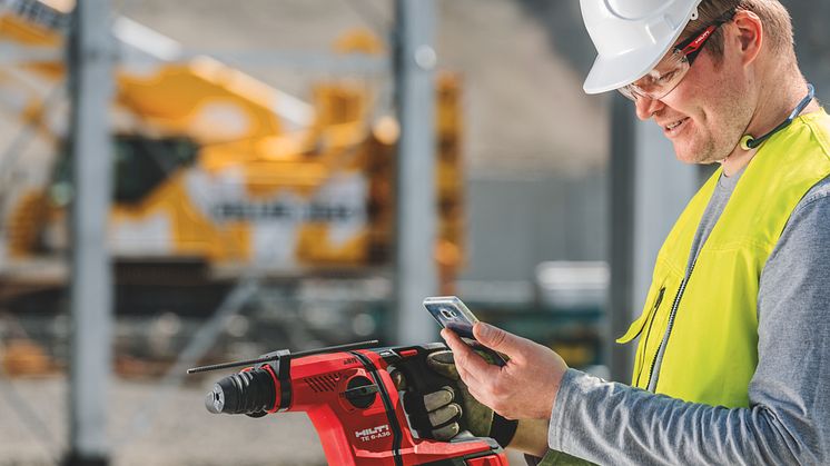 Hilti Connect ger direkt tillgång till verktygsinformation och håller dig uppdaterad om  servicestatus och reparationshistorik.