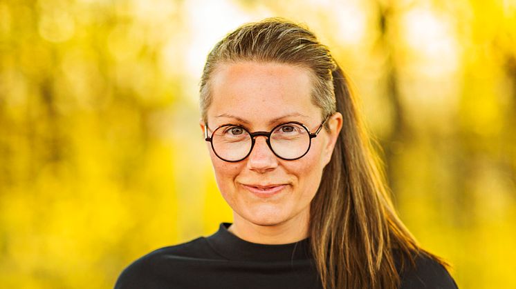 «Høgspenning livsfare» er Helene Guåker si fyrste bok på Samlaget. Foto: Iris Engen Skadal