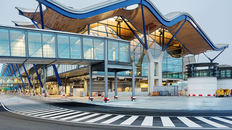 Adolfo+Suárez+Madrid-Barajas+(exterior+1)