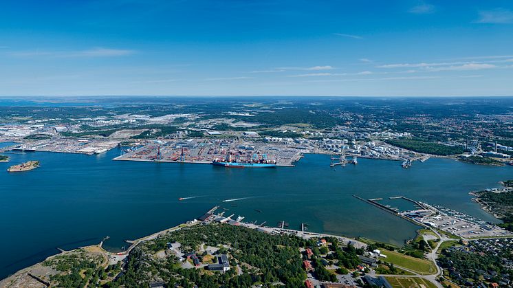 During 2019, the Port of Gothenburg set a new goal of achieving a 70 per cent reduction in climate-impacting emissions through to 2030, including shipping emissions in the Gothenburg metropolitan area. Photo: Gotheburg Port Authority.