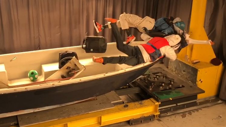 Ett nytt test visar att ett plötsligt stopp med en båt på 20 knop kan vara väldigt dramatiskt - se video längst ner. Foto: Anton Hedberg