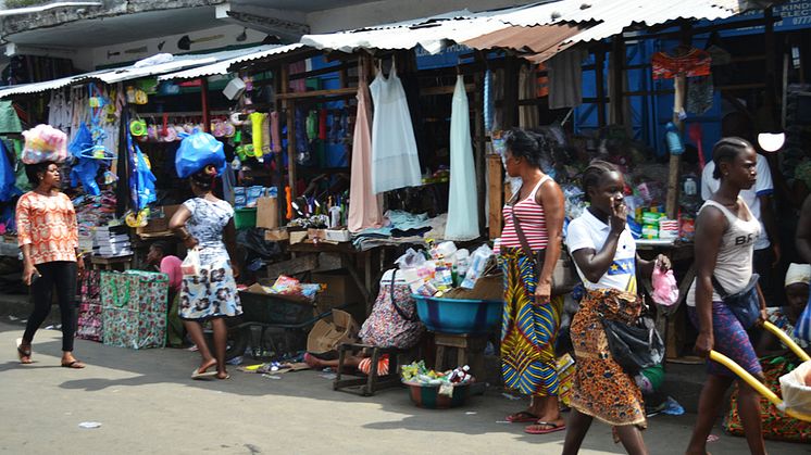 Gata i West Point, Monrovia. Foto: Kvinna till Kvinna/Anna-Carin Hall