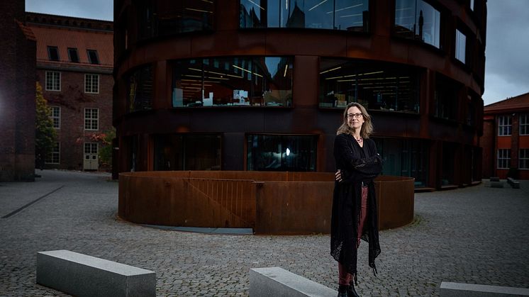 Ute Besenecker är professor vid Kungliga Tekniska Högskolan i Stockholm och ansvarig för utbildningen i ljusdesign. Foto: Caspar Hedberg