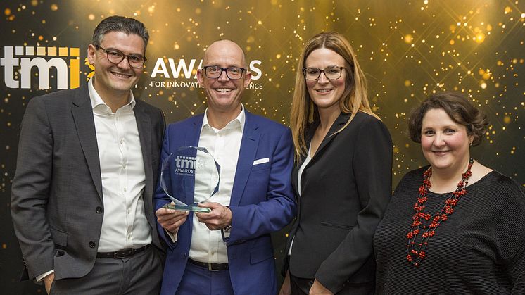 Erol Bozak, CPO (TIS), Jörg Wiemer, CEO (TIS), Dr. Daniela Maruhn, Head of Customer Success (TIS) und Séverine Le Blévennec, Senior Director Treasury EMEA (Honeywell) at the TMI Awards Ceremony in London. credit: TMI