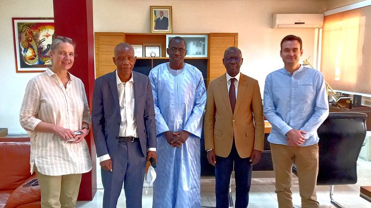 Kickoff meeting for PROMOGEF (from left to right): Project Director Antje Küpper (GAF), GAIA Team Leader Yazon Gnoumou, DGID Director General Bassirou Samba Niasse), PROMOGEF Coordinator Macodou Gueye, and Project Manager Elias van Straaten (GAF).