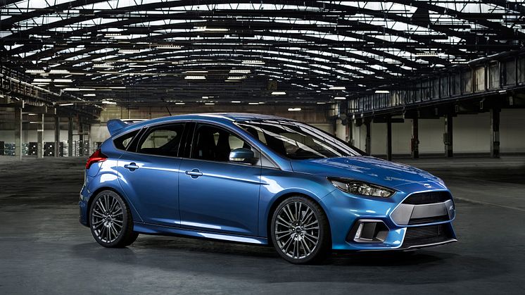 Ford viser nye Ford Focus RS; høyytelsesbil med innovativt firehjulsdrift-system