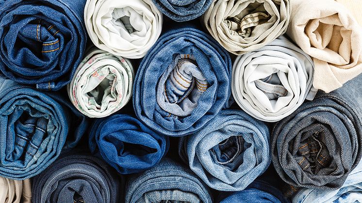 Återvinningen av textil behöver öka – men klimatvinsten inte självklar visar ny rapport