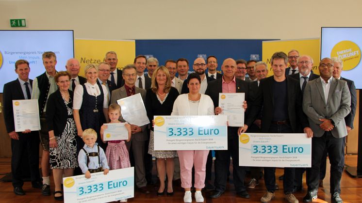 Verleihung des Bürgerenergiepreises Niederbayern 2018: Die Preisträger kommen aus Viechtach (Lk Regen), Simbach (Lk Dingolfing-Landau) und Essenbach (Lk Landshut).