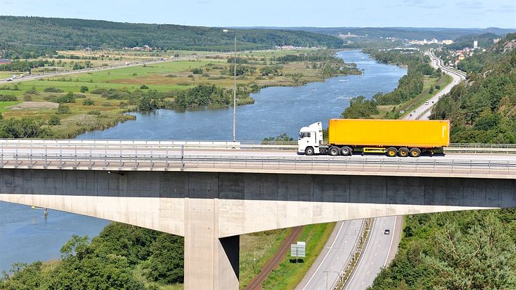 Vägtrafik dominerar inrikes varutransporter 