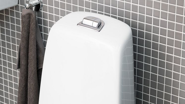 Nautic WC med förhöjd spolknapp - ergonomisk och godkänd av Reumatikerförbundet