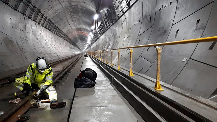 Omfattende inspeksjon i tunnelen på Follobanen