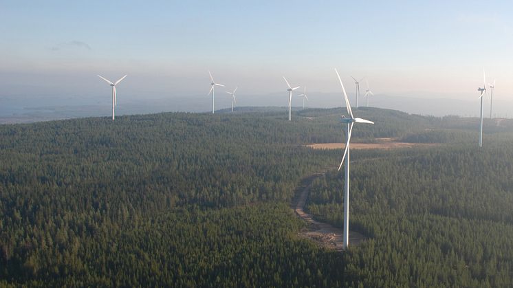 Mimer besöker sitt vindkraftverk