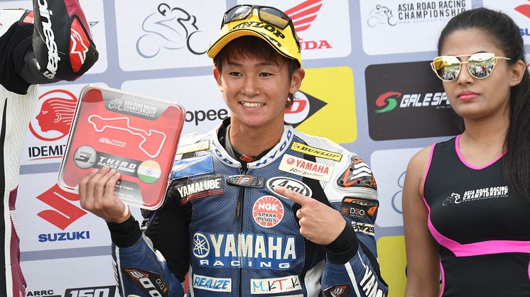 SS600 レース1：トップ争いを繰り広げ3位表彰台を獲得した#76 Yuki Ito (YAMAHA RACING TEAM)