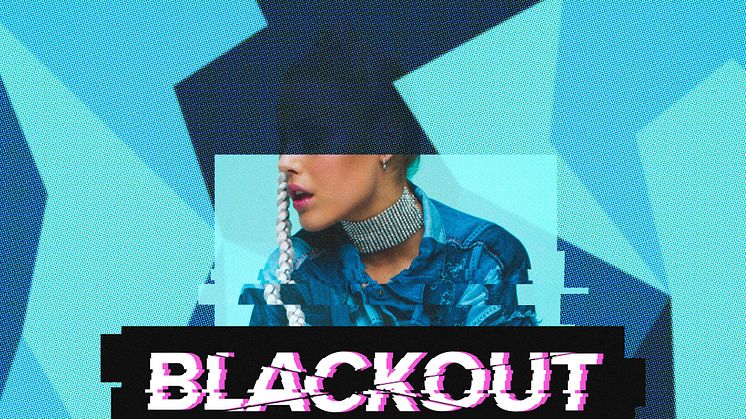 Julie Bergan - Blackout.