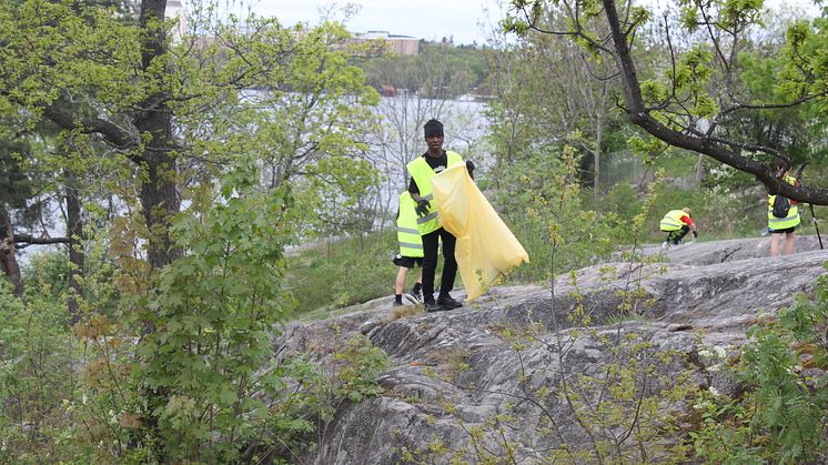 Lokala idrottsungdomar gör en värdefull insats för miljön i Västerås ﻿den 16 oktober klockan 10.00 – 13.00