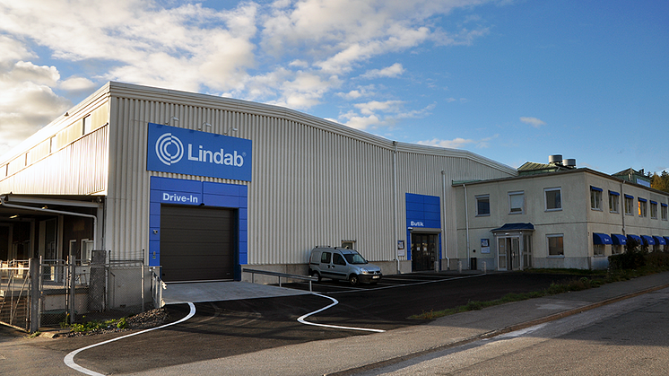 Lindab-butiken i Årsta är den första i Sverige med en Drive-In