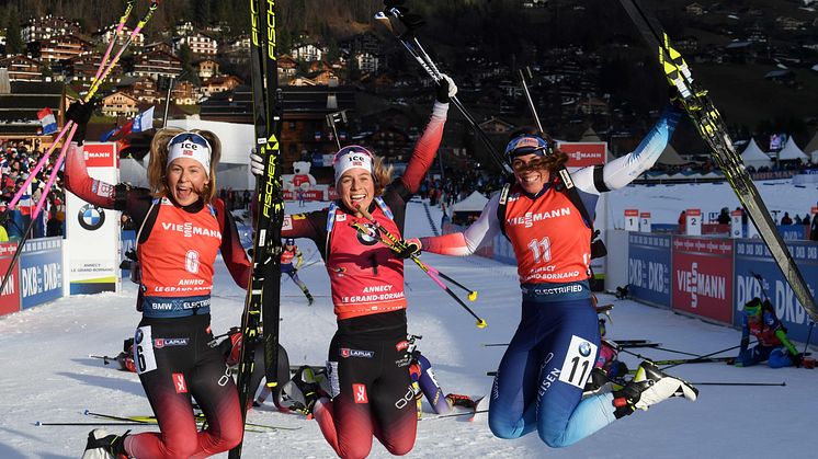 Ingrid Landmark Tandrevold og Tiril Eckhoff har hatt en fantastisk start på sesongen. Foto: JEAN-PIERRE CLATOT / AFP