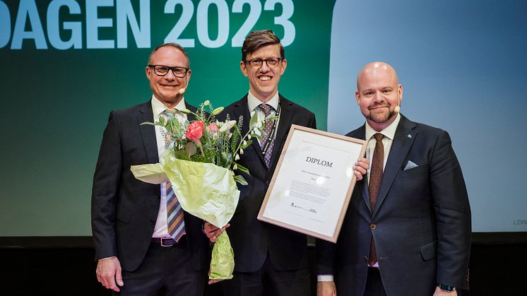 Björn Hellman, vd Livsmedelsföretagen, Joakim Högberg Jacobsson, chefsjurist Skruf och Landsbygdsminister Peter Kullgren